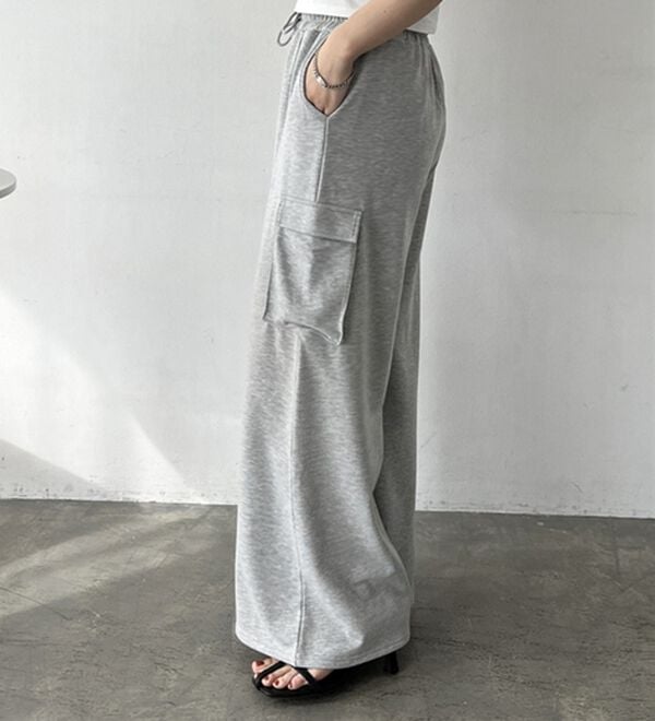 GeeRA（ジーラ）の「カーゴスウェットパンツ（その他パンツ）」｜詳細画像