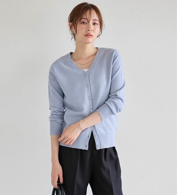 美品 ファビアナフィリッピ カシミヤ メリノウール レザーボタン付きカーディガン 美品 ファビアナフィリッピ カシミヤ シルク混 カーディガン レザー