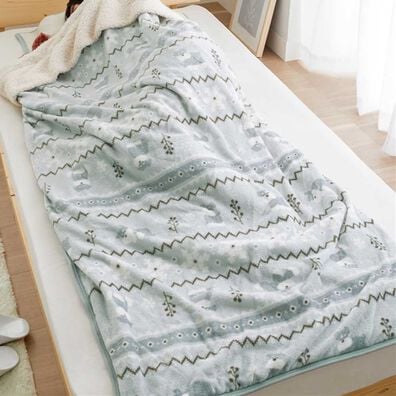 iellio（イエリオ）の「もこもこあったか素材のすっぽり毛布＜洗える・寝袋タイプ・シープ調ボア・マイクロ＞（毛布・ブランケット）」