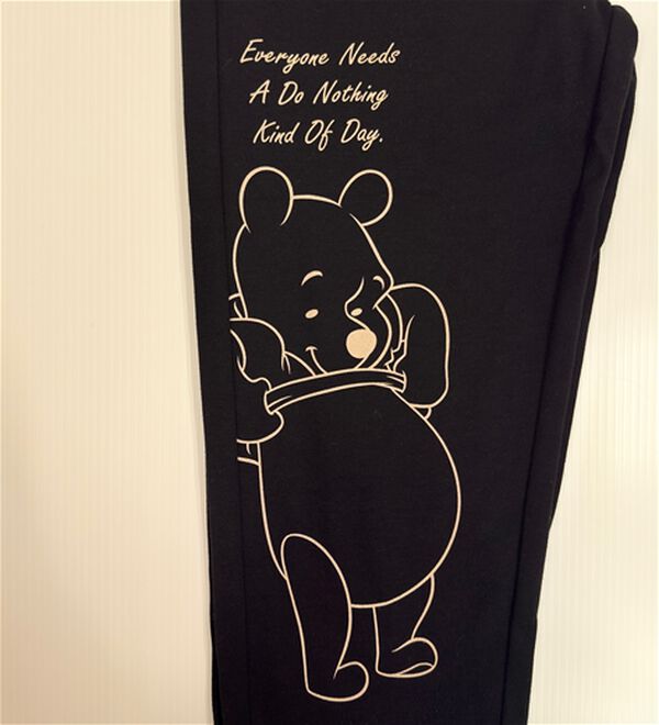 「＜Ｄｉｓｎｅｙ＞【プー】裏メッシュ刺しゅう使いクロプトパンツ（その他パンツ）」｜詳細画像