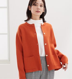 BELLUNA（ベルーナ）の「金ボタン使いニットカーディガン（ニットカーディガン）」｜オレンジ