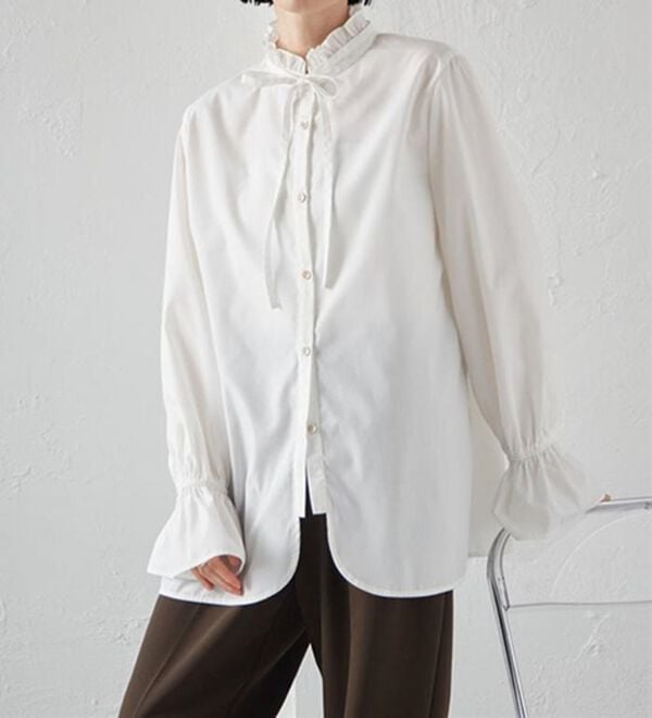 RANAN（ラナン）の「プチフリルリボン付きブラウス（ブラウス）」｜詳細画像