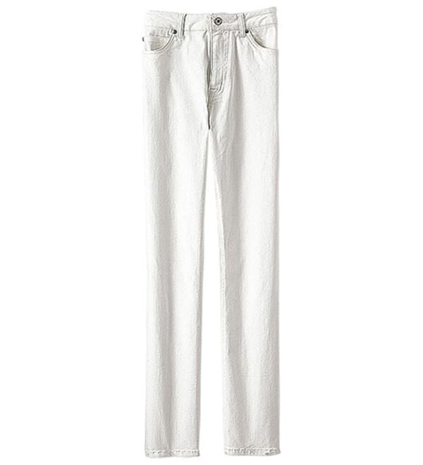 BELLUNA（ベルーナ）の「ヒンヤリ冷感！ライトオンスジーンズ　テーパード（テーパードパンツ）」｜オフ白