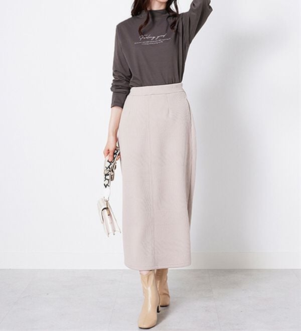 BELLUNA（ベルーナ）の「綿１００％ロゴデザインプルオーバー（カットソー）」｜詳細画像