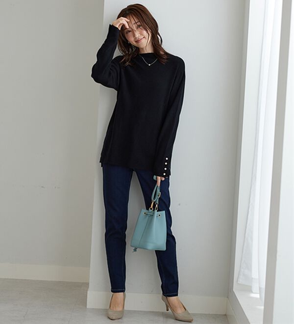 BELLUNA（ベルーナ）の「もちもち袖ボタンニットプルオーバー（ニット・セーター）」｜詳細画像