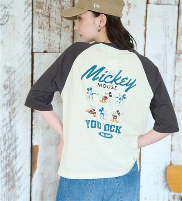 Disney＞【ミッキー】バックプリント7分丈ラグランTシャツ