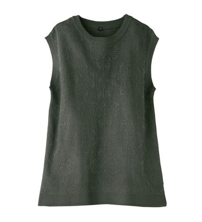 BELLUNA（ベルーナ）の「レース柄シアージャカードニットベスト（ベスト）」