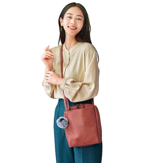 BELLUNA（ベルーナ）の「ガバッと開く！充実収納の３層式ミニショルダー（ショルダーバッグ）」｜詳細画像
