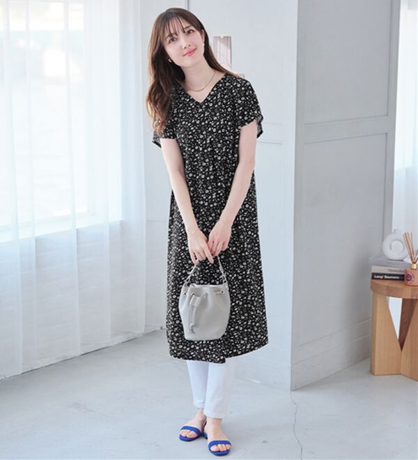 alotta（アロッタ）の「【４つの機能付】ひんやりフロントタックＶネックゆるワンピース（カットソーワンピース）」｜詳細画像