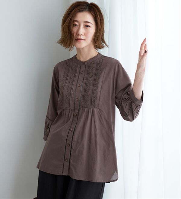 BELLUNA（ベルーナ）の「レース&times;ピンタック使いシャツチュニック（チュニック）」｜詳細画像