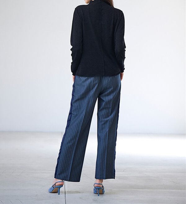 RANAN（ラナン）の「前後２ＷＡＹ！メロウ使いニットソーフリルプルオーバー（カットソー）」｜詳細画像