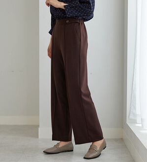 BELLUNA（ベルーナ）の「サマ見え（Ｗ）ストレッチ素材タブ使いワイドパンツ（ワイドパンツ・ガウチョ）」｜ブラウン