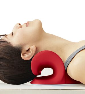 「Cカーブが首肩に効く!寝るだけ簡単ストレッチ（その他美容・健康機器）」｜詳細画像