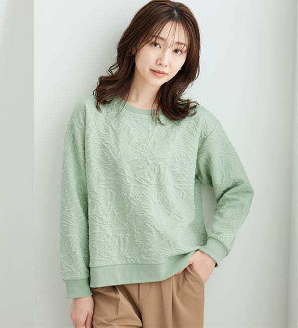 BELLUNA（ベルーナ）の「花柄ふくれジャカード素材プルオーバー（カットソー）」｜詳細画像