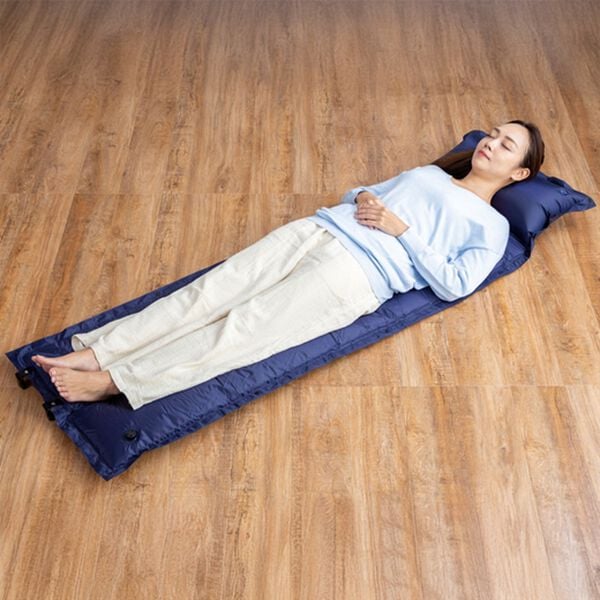 「収納袋付マルチマット枕付（防災グッズ・防犯グッズ）」｜1