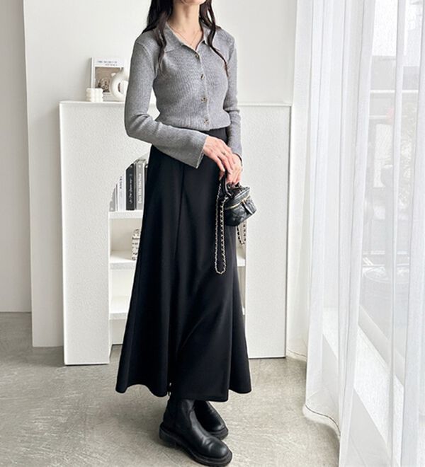 GeeRA（ジーラ）の「ゴールドボタンポロ衿リブニットトップス（ニットカーディガン）」｜詳細画像