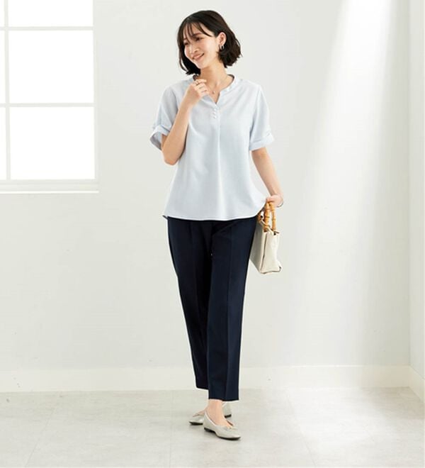 BELLUNA（ベルーナ）の「麻調合繊パール付タックデザインブラウス（ブラウス）」｜詳細画像