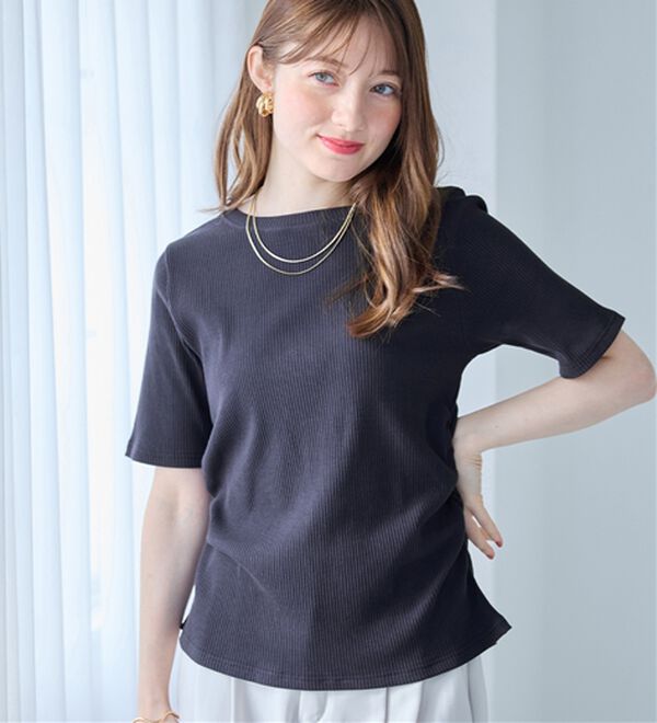 alotta（アロッタ）の「細見えギャザーデザイン美くびれリブトップス（カットソー）」｜ネイビー