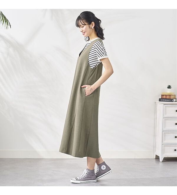 BELLUNA（ベルーナ）の「サラリ麻調素材Ｖネックジャンパードレス（ジャンパースカート）」｜詳細画像