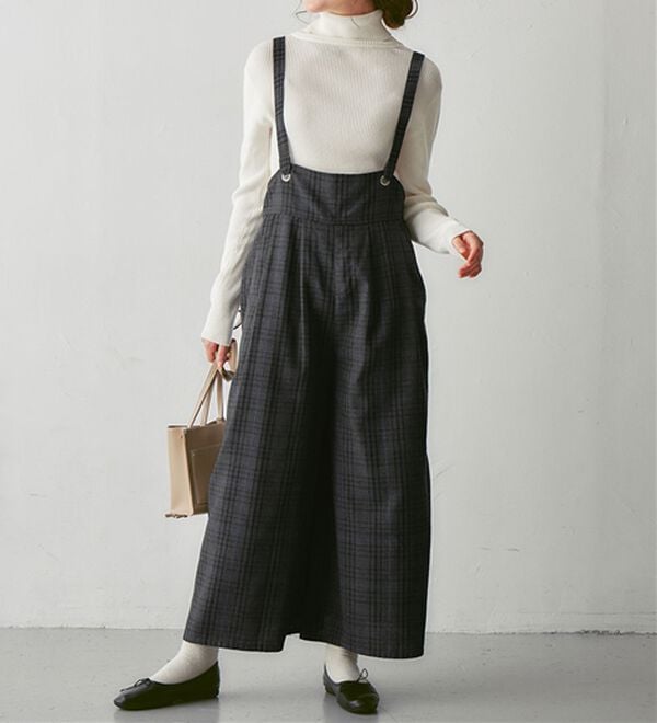 Viola e Viola（ヴィオラ エ ヴィオラ）の「ゆるサロペットワイドパンツ（オールインワン）」｜詳細画像