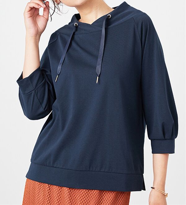 BELLUNA（ベルーナ）の「ヒンヤリ綿混ワイドネックプルオーバー（カットソー）」｜詳細画像