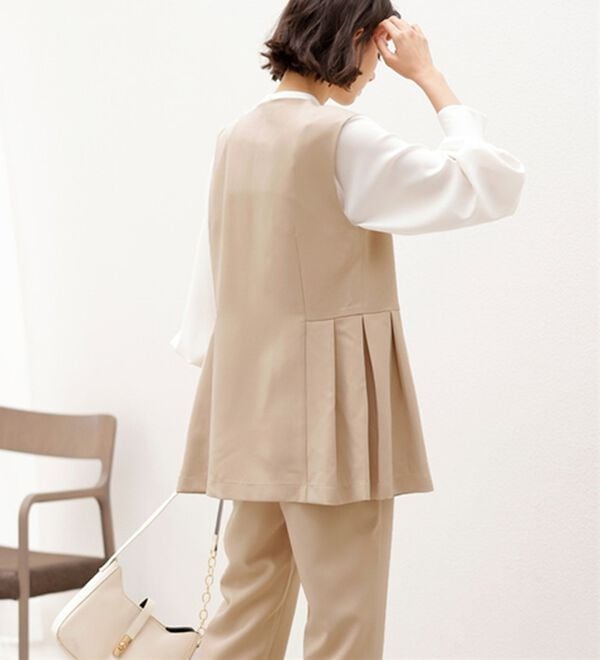 GeeRA（ジーラ）の「【入卒式/セレモニー】ペプラムベストセットアップスーツ（パンツスーツ）」｜詳細画像