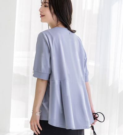 BELLUNA（ベルーナ）の「ジョーゼット素材タック使いＴブラウス（ブラウス）」