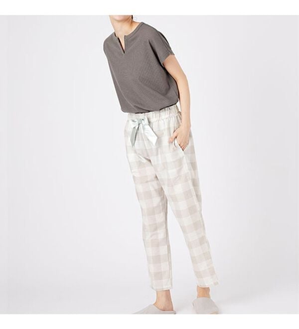 LAVIENNE（ラヴィエンヌ）の「異素材がオシャレなワッフルパジャマ（パジャマ・ルームウェア）」｜詳細画像