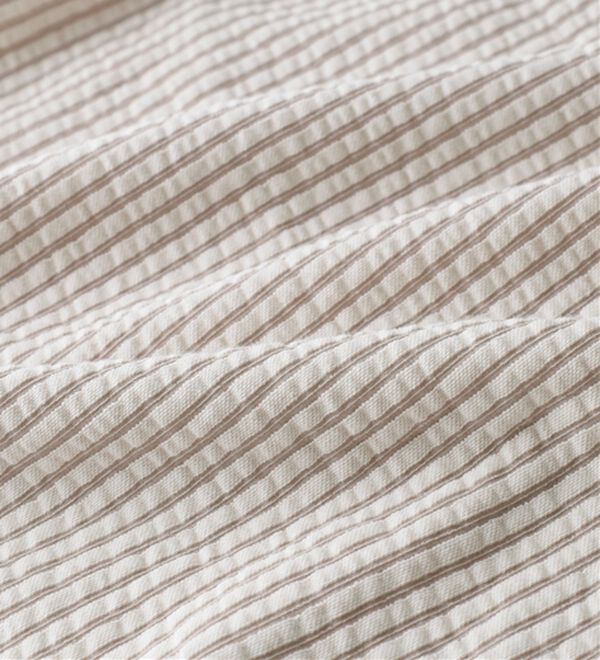 BELLUNA（ベルーナ）の「ニットサッカー素材ペプラムプルオーバー（カットソー）」｜詳細画像