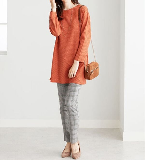 BELLUNA（ベルーナ）の「杢調テレコ素材切替デザインチュニック（チュニック）」｜詳細画像