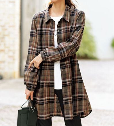 BELLUNA（ベルーナ）の「多ボタン使いチェック柄シャツチュニック（チュニック）」