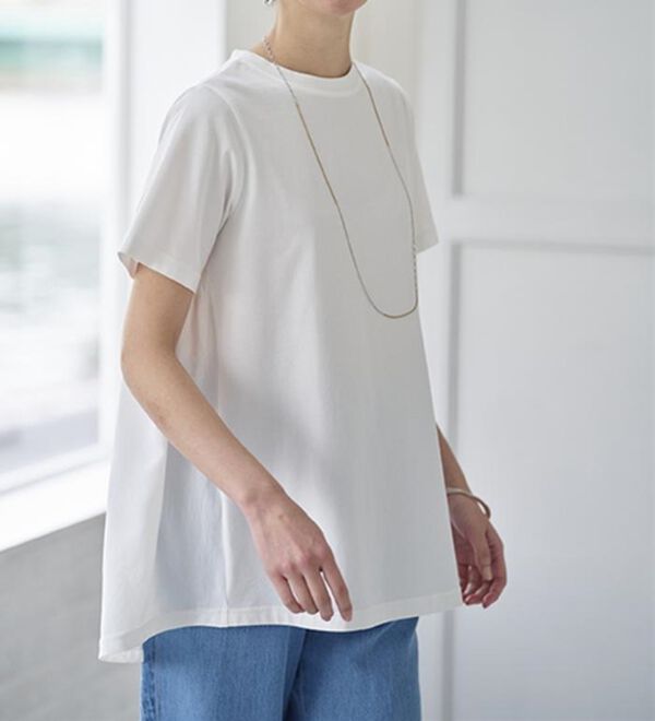 BELLUNA（ベルーナ）の「【汗ジミ対策】＜エアリーアイスコットン＞バック切替フレアーＴシャツ（Tシャツ）」｜詳細画像