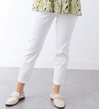 BELLUNA（ベルーナ）の「ウルトラ美脚ストレッチアンクルパンツ（クロップドパンツ）」