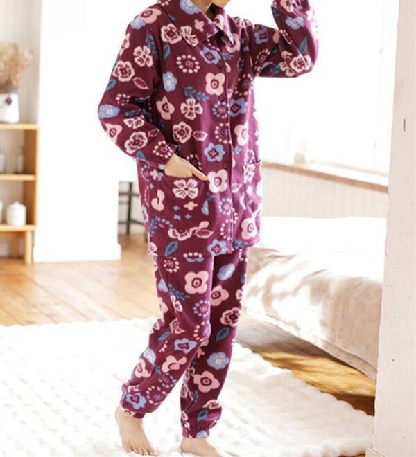 LAVIENNE（ラヴィエンヌ）の「ソフトでかるぽかフリースパジャマ（パジャマ・ルームウェア）」｜詳細画像