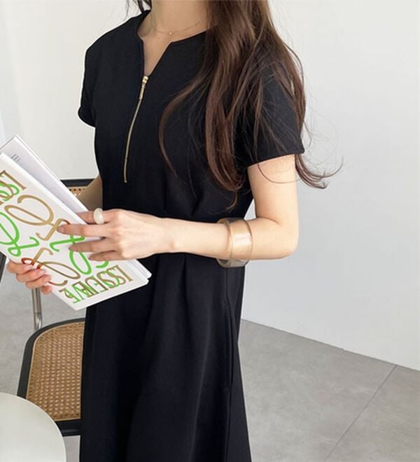 GeeRA（ジーラ）の「前後2WAYハーフジップフレンチ袖ワンピース（カットソーワンピース）」｜詳細画像