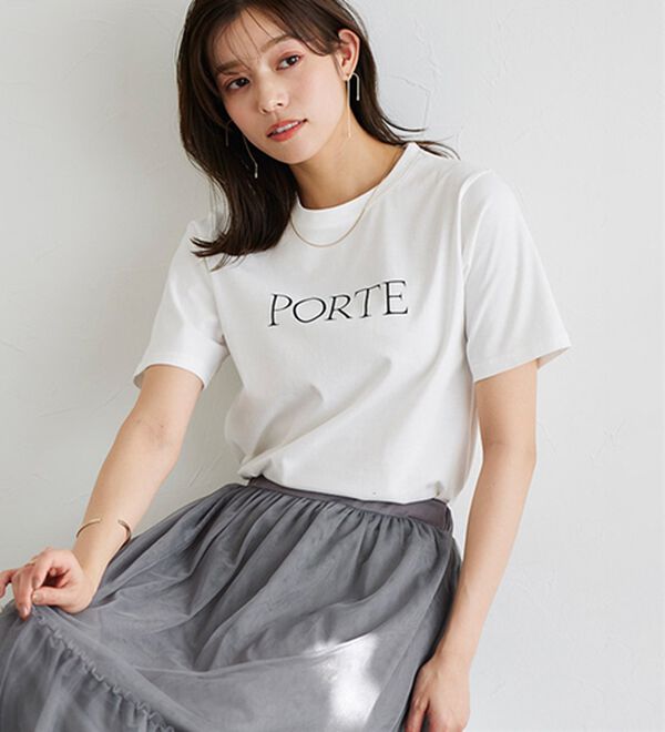 Pierrot（ピエロ）の「【イージーケア】選べるロゴＴシャツ（Tシャツ）」｜詳細画像