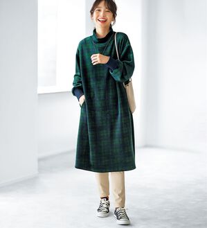 BELLUNA（ベルーナ）の「ふんわりなめらか裏ベロアワンピース（カットソーワンピース）」｜詳細画像