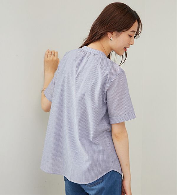 BELLUNA（ベルーナ）の「ギャザー使いバンドカラーブラウス（ブラウス）」｜詳細画像