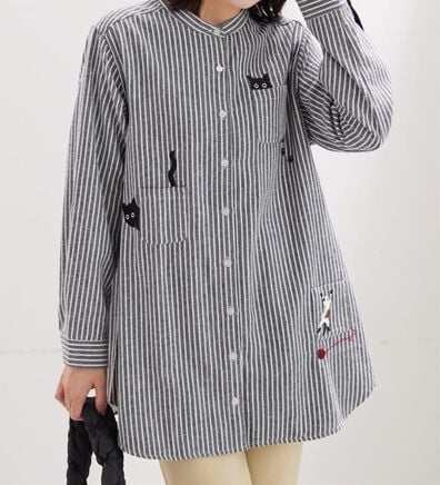 BELLUNA（ベルーナ）の「【あったか】裏フリース素材ネコ刺しゅうシャツチュニック（チュニック）」