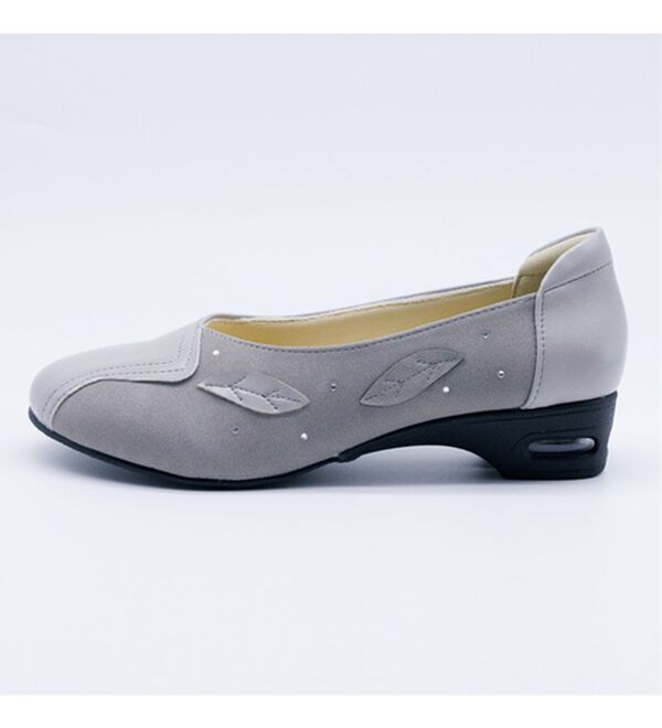 BELLUNA（ベルーナ）の「４Ｅリーフデザインエアソールパンプス（パンプス）」｜詳細画像