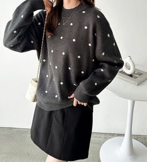 GeeRA（ジーラ）の「ドット柄ニットプルオーバー（ニット・セーター）」｜杢チャコール