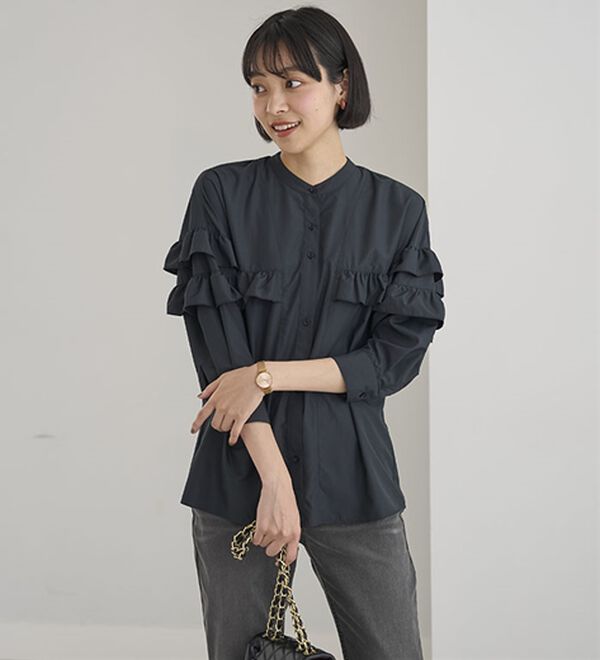 BELLUNA（ベルーナ）の「シャカ伸び！はっ水ティアードフリルブラウス（ブラウス）」｜詳細画像