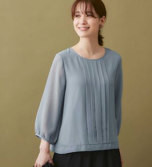Viola e Viola（ヴィオラ エ ヴィオラ）の「タックデザインシフォンブラウス（ブラウス）」｜スモーキーブルー