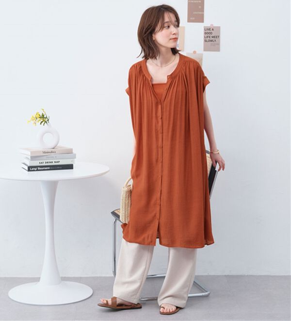 Viola e Viola（ヴィオラ エ ヴィオラ）の「【接触冷感】スラブ素材ギャザーワンピース（その他ワンピース）」｜詳細画像