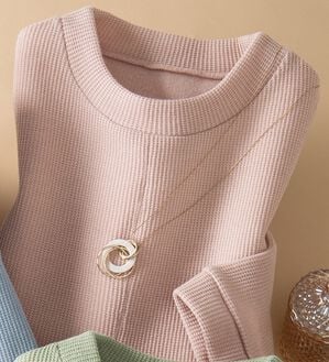 LAVIENNE（ラヴィエンヌ）の「チクチクしにくいニット見えプルオーバー（ニット・セーター）」｜桜