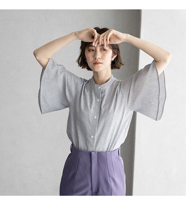 GeeRA（ジーラ）の「フレアー袖バンドカラーブラウス（ブラウス）」｜詳細画像