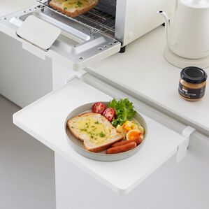 iellio（イエリオ）の「タワー　シンク扉折り畳み棚＜ｔｏｗｅｒ山崎実業＞（その他キッチン用品）」｜ホワイト