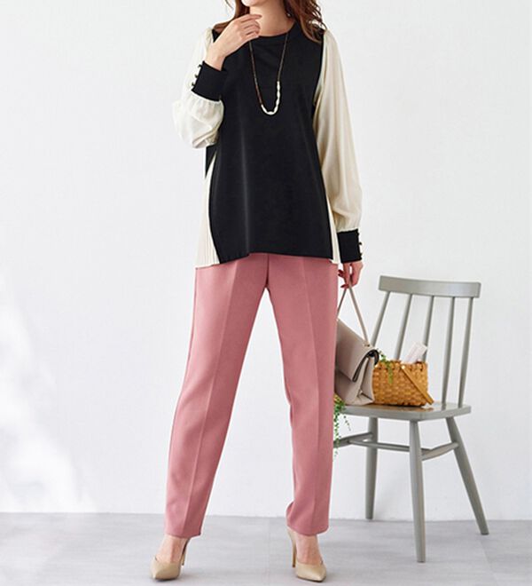 BELLUNA（ベルーナ）の「サイドプリーツ袖ボタン使いプルオーバー（カットソー）」｜詳細画像