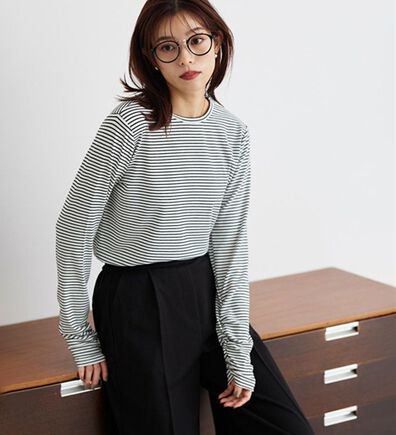 Pierrot（ピエロ）の「【袖くしゅ】ネックが選べるデザインカットソー（カットソー）」