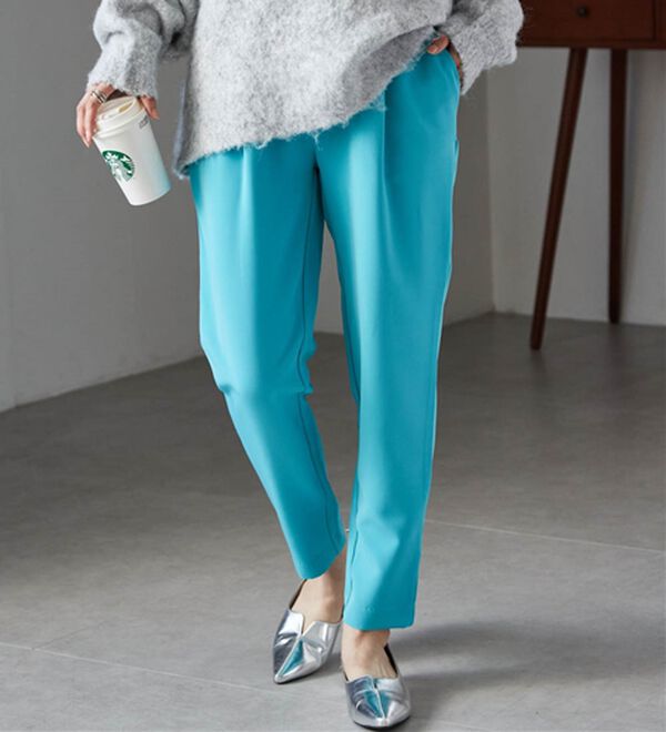 RANAN（ラナン）の「【選べる股下】美脚シルエットタックパンツ（股下６１・６５ｃｍ）（フルレングスパンツ）」｜詳細画像